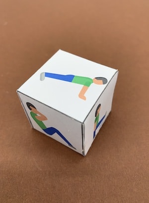 Kinderyoga-Würfel aus Papier selbst basteln