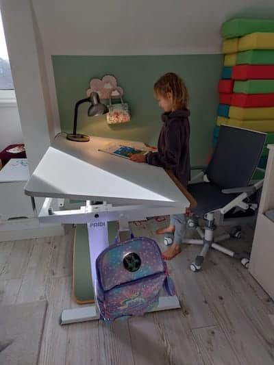 Schreibtisch für Enkeltochter