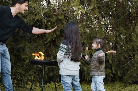 Macht einm Lagefeuer mit Kindern