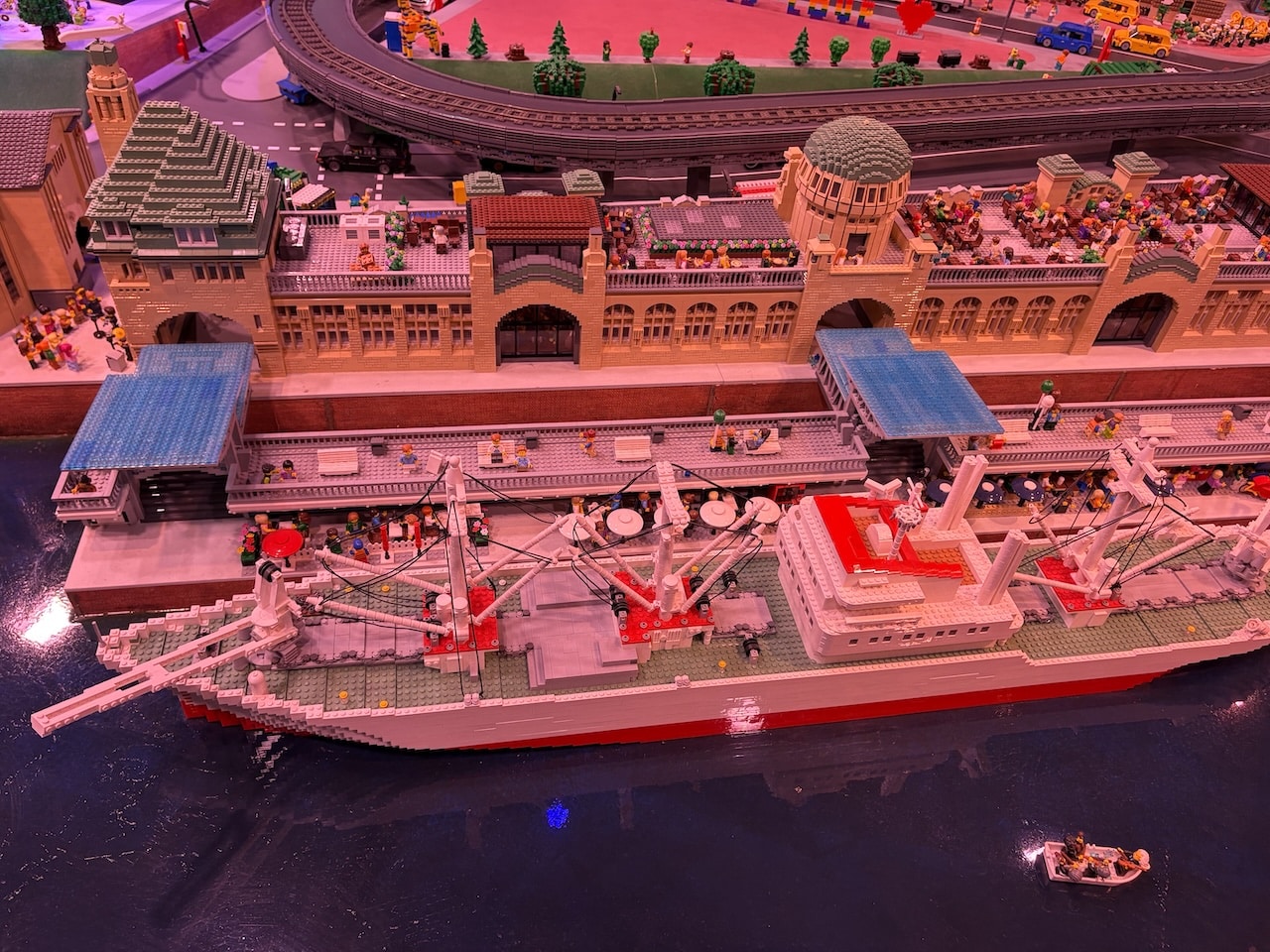 LEGO Discovery Centre Hamburg – unser Familienausflug mit Enkel Otto.