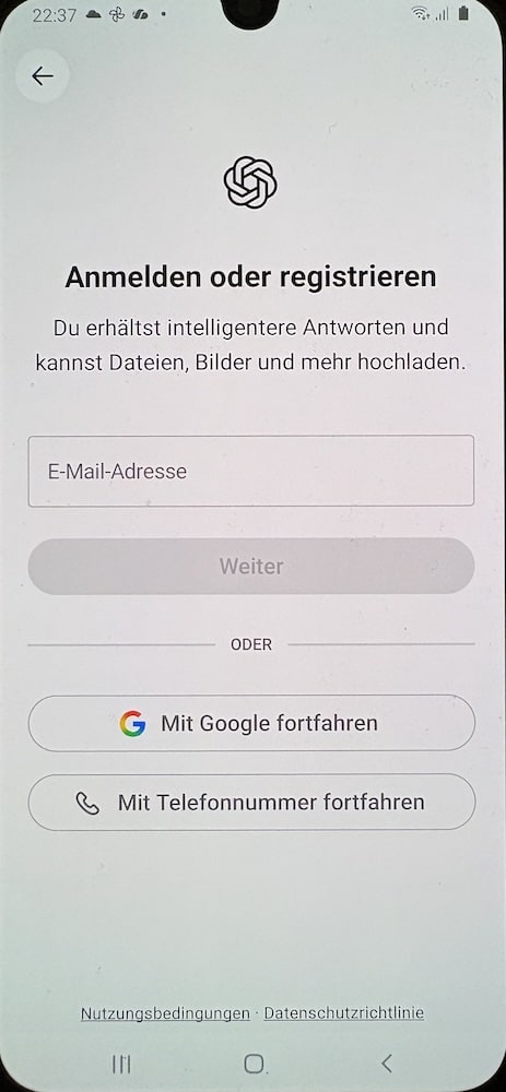 Der Anmeldebildschirm der ChatGPT-App beim ersten Start